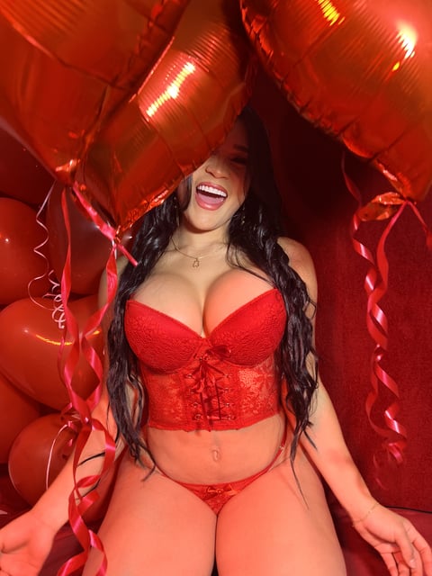 livesex.fan alexisdoll profile on OnlyFans in latina category