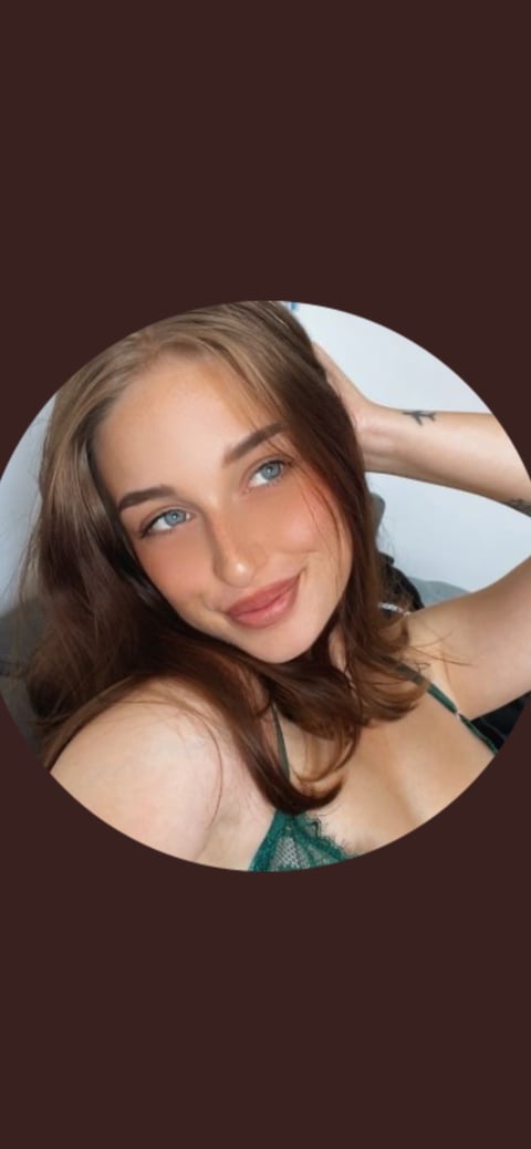 livesex.fan cutie.emiluchka profile on OnlyFans in israel category