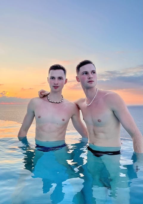 livesex.fan czechgaytwins profile on OnlyFans in czech-republic category