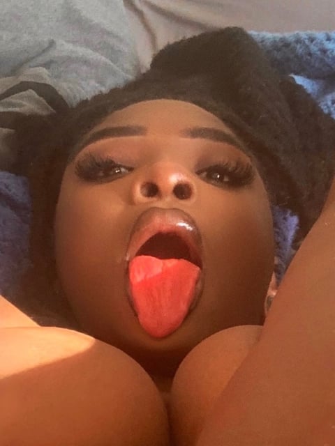 livesex.fan etherealerykah profile on OnlyFans in ebony category