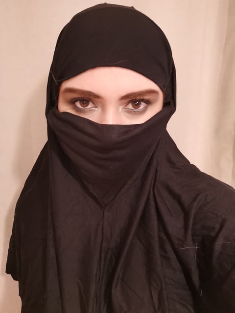 livesex.fan hijabibambie profile on OnlyFans in hijab category