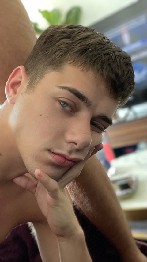 livesex.fan joeymillsxxx profile on OnlyFans in gay category