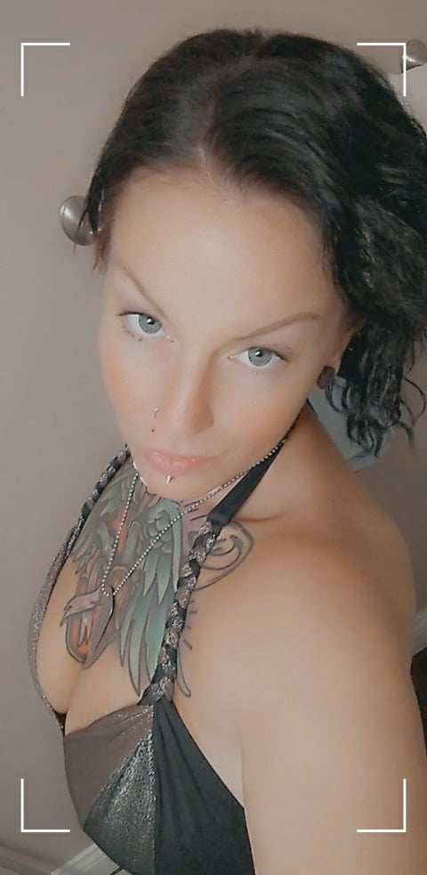 livesex.fan ladyloriluck profile on OnlyFans in tiktokers category