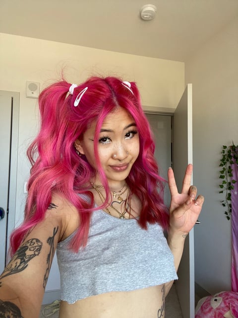 livesex.fan lovelyasianlily profile on OnlyFans in chinese category