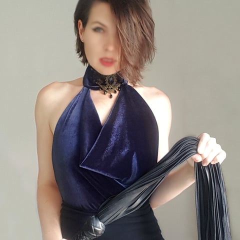 livesex.fan mistresselena profile on OnlyFans in portugal category