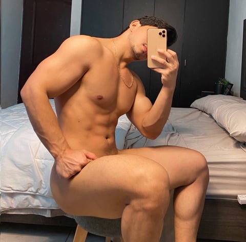 livesex.fan renegonzalezz profile on OnlyFans in panama category