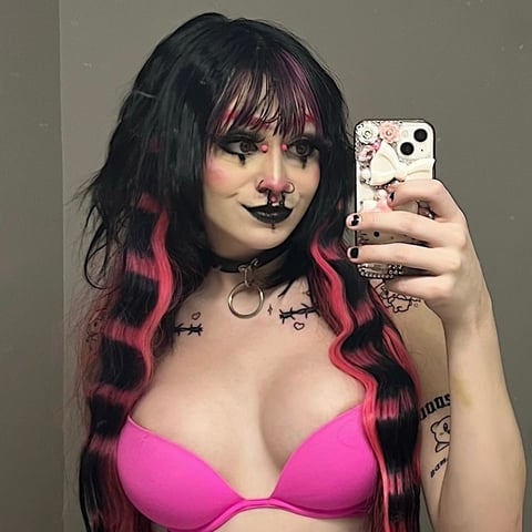 livesex.fan spxrklybrat profile on OnlyFans in femboy category