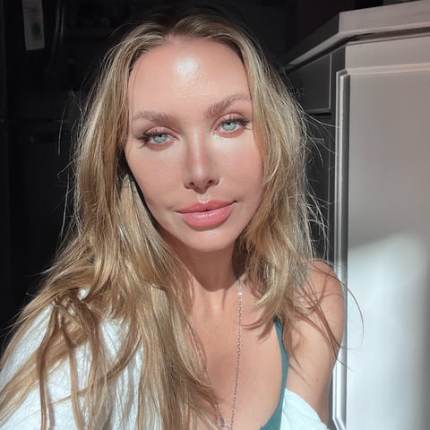 livesex.fan xnicoleanistonx profile on OnlyFans in united-states category