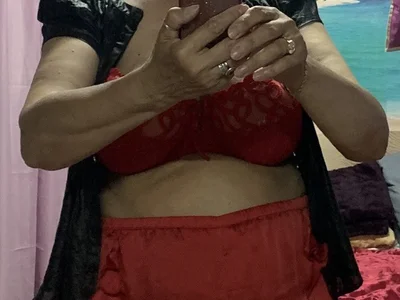 NightOrhideya webcam livesex profile