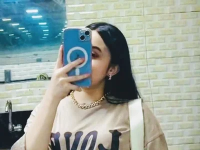 stripchat Your-Zeshi