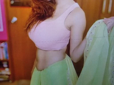 Ameera19 webcam livesex profile